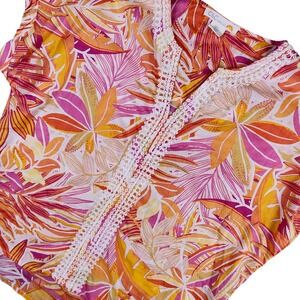 C&C California Top Women Medium Pink Orange Tropical Floral Lace Trim V-Neck